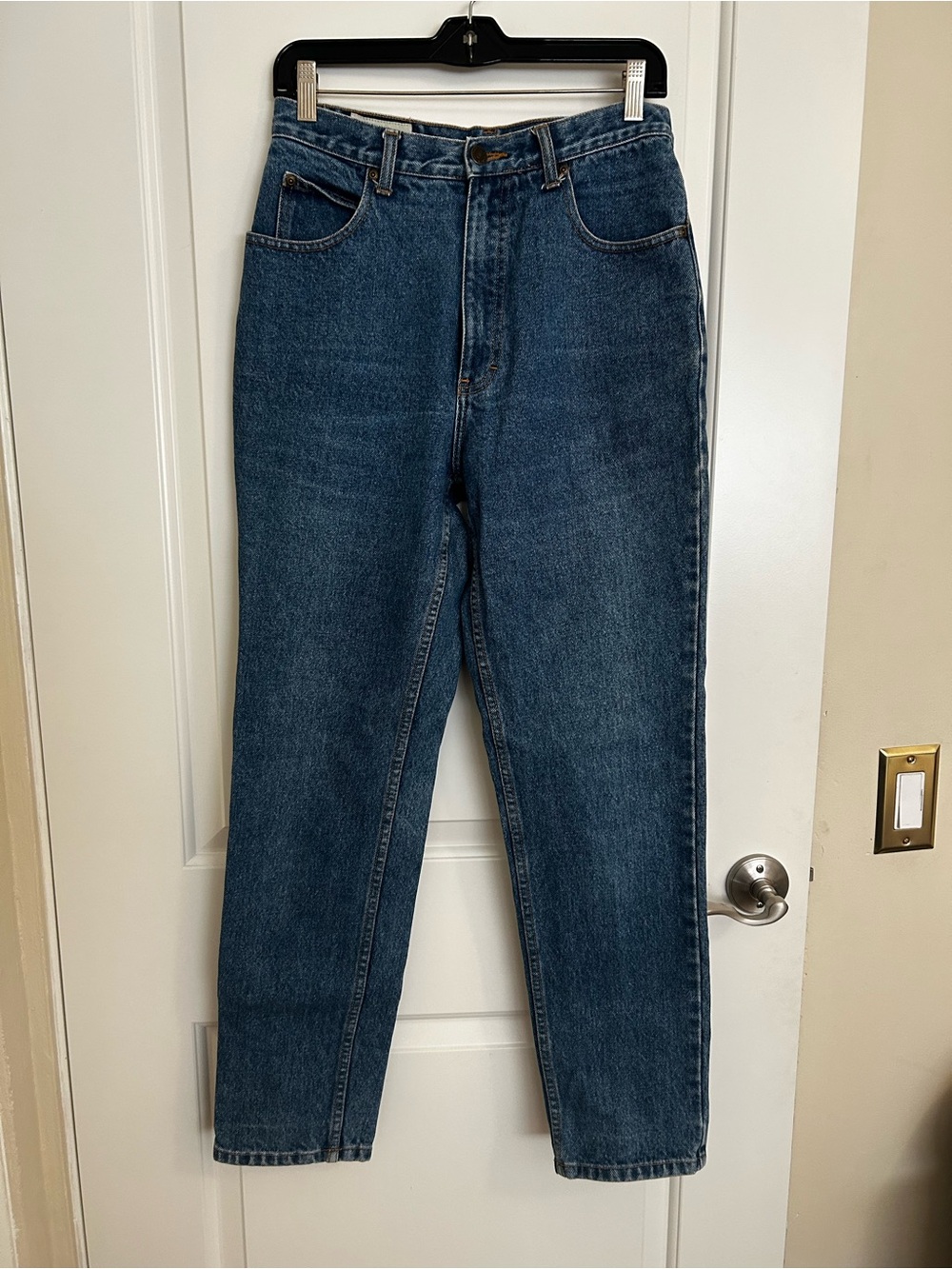 Eddie Bauer True Vintage 1990s High-Rise Straight-Leg Jeans in Dark Blue Denim